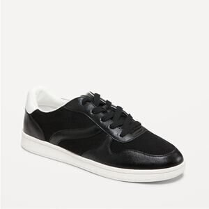 Old Navy Black Low Top Sneakers